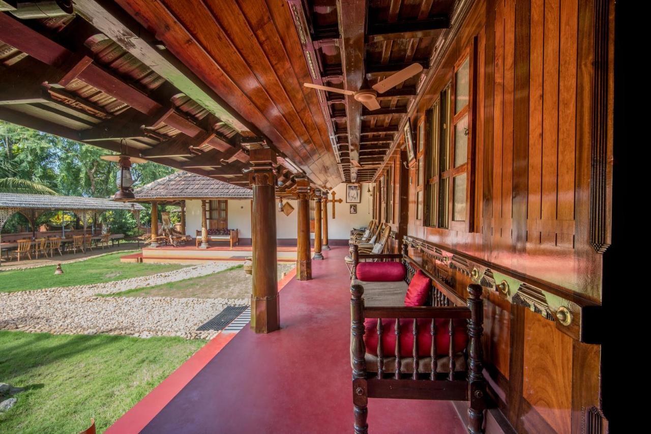Emerald Isle Alappuzha Экстерьер фото